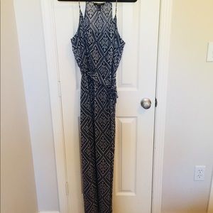 Xxi maxi dress size L